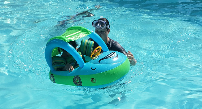 شناور بادی سایبان دار