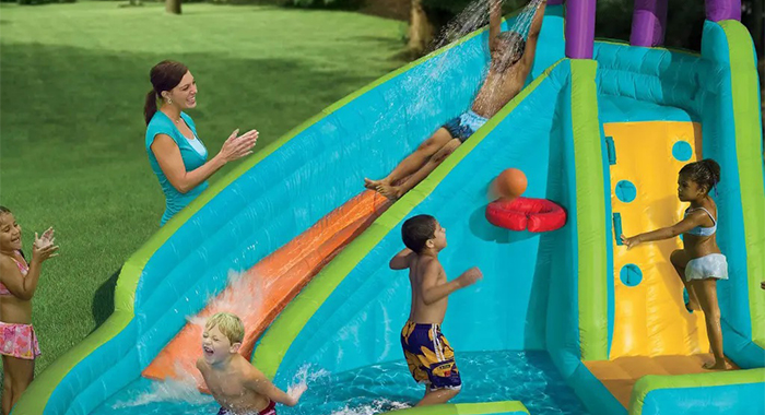 استخر بادی سرسره دار بزرگسالان